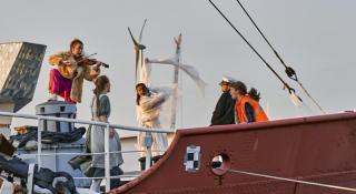 Schip met mensen
